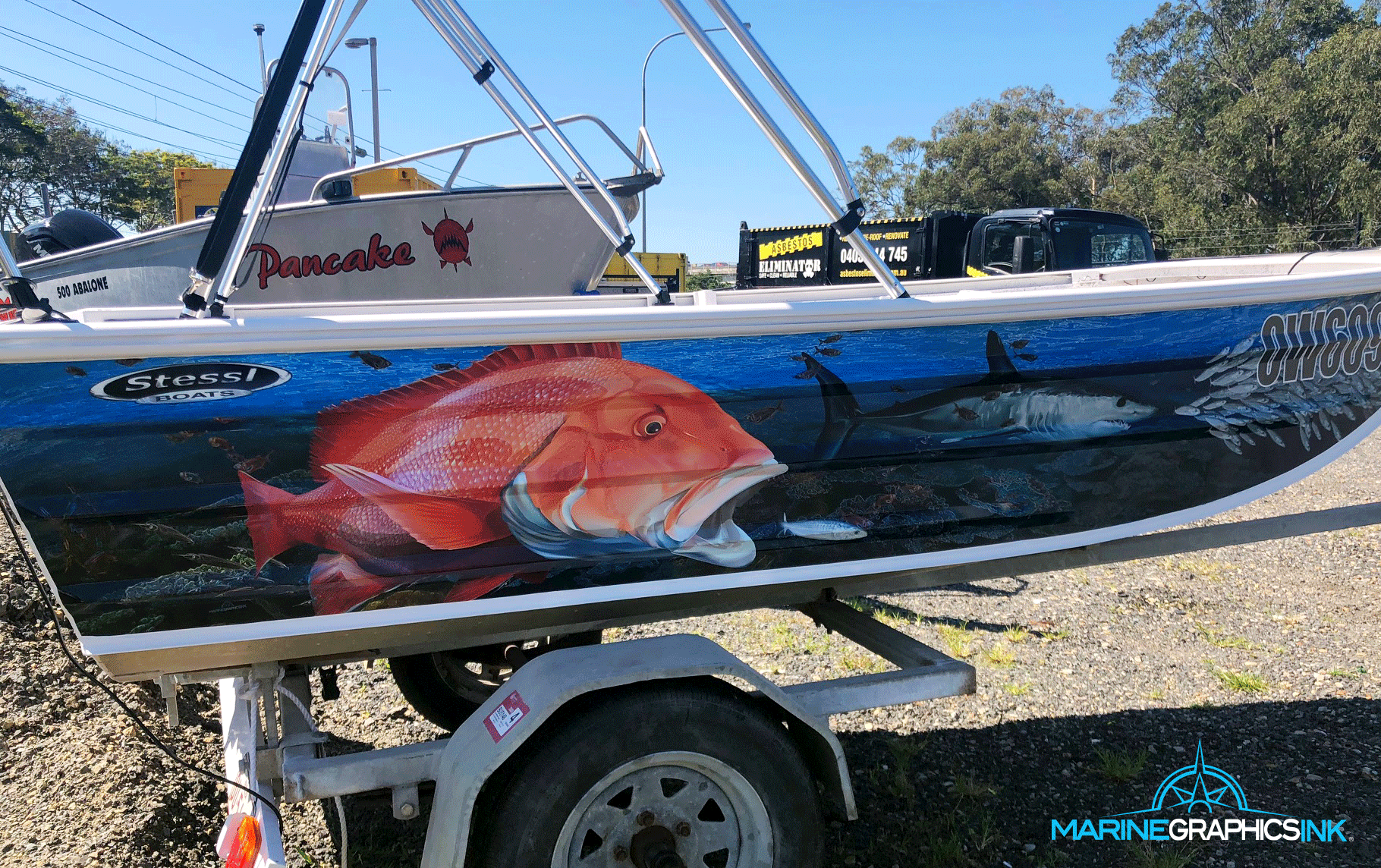red-emperor-boat-wrap